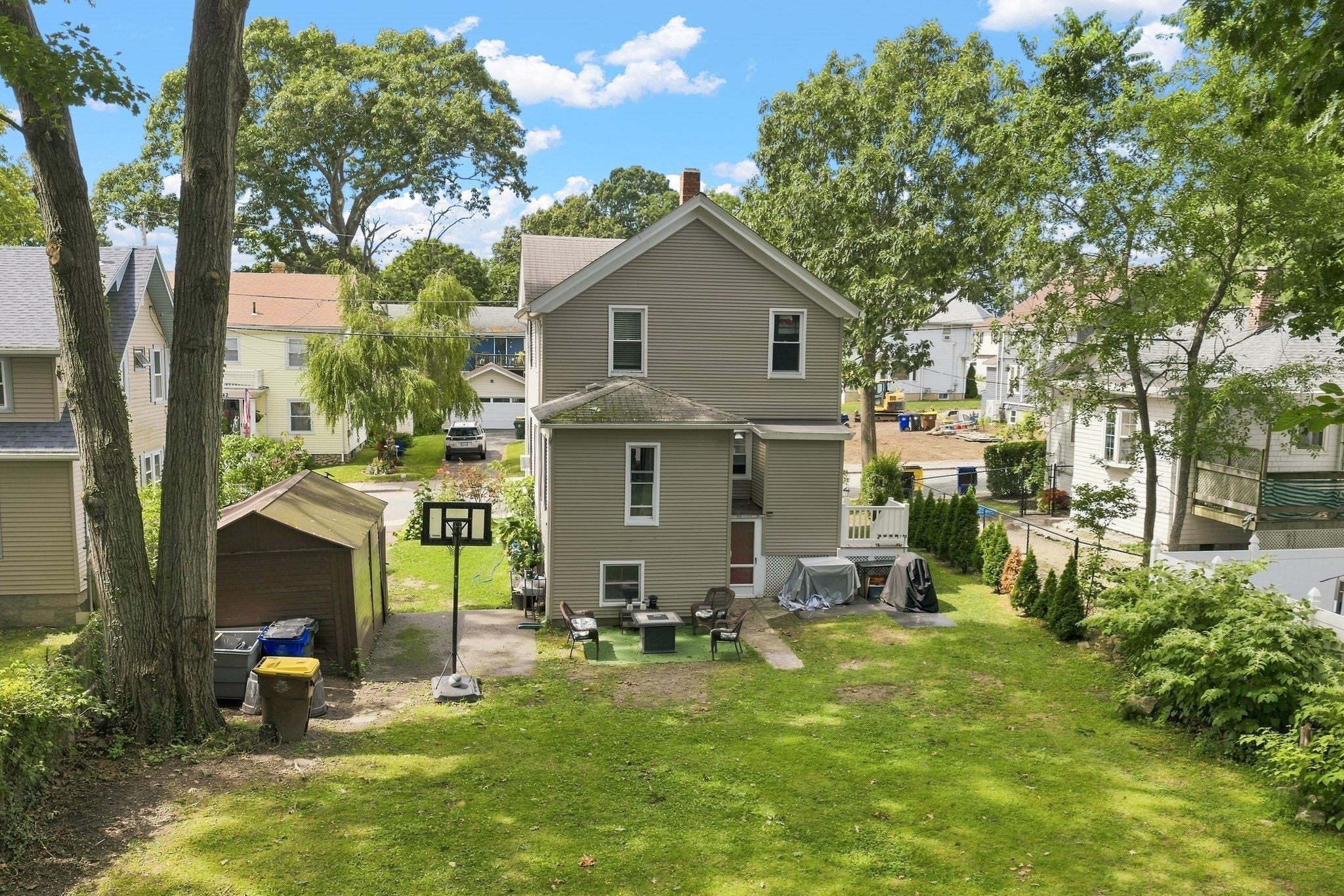 main property photo 9