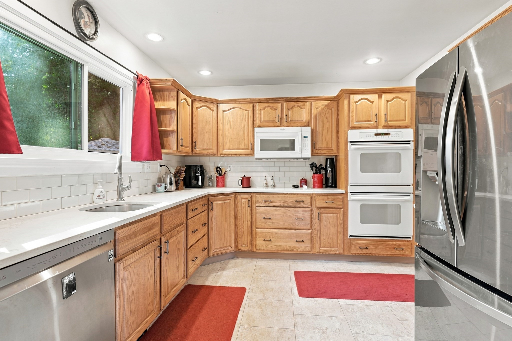 main property photo 11