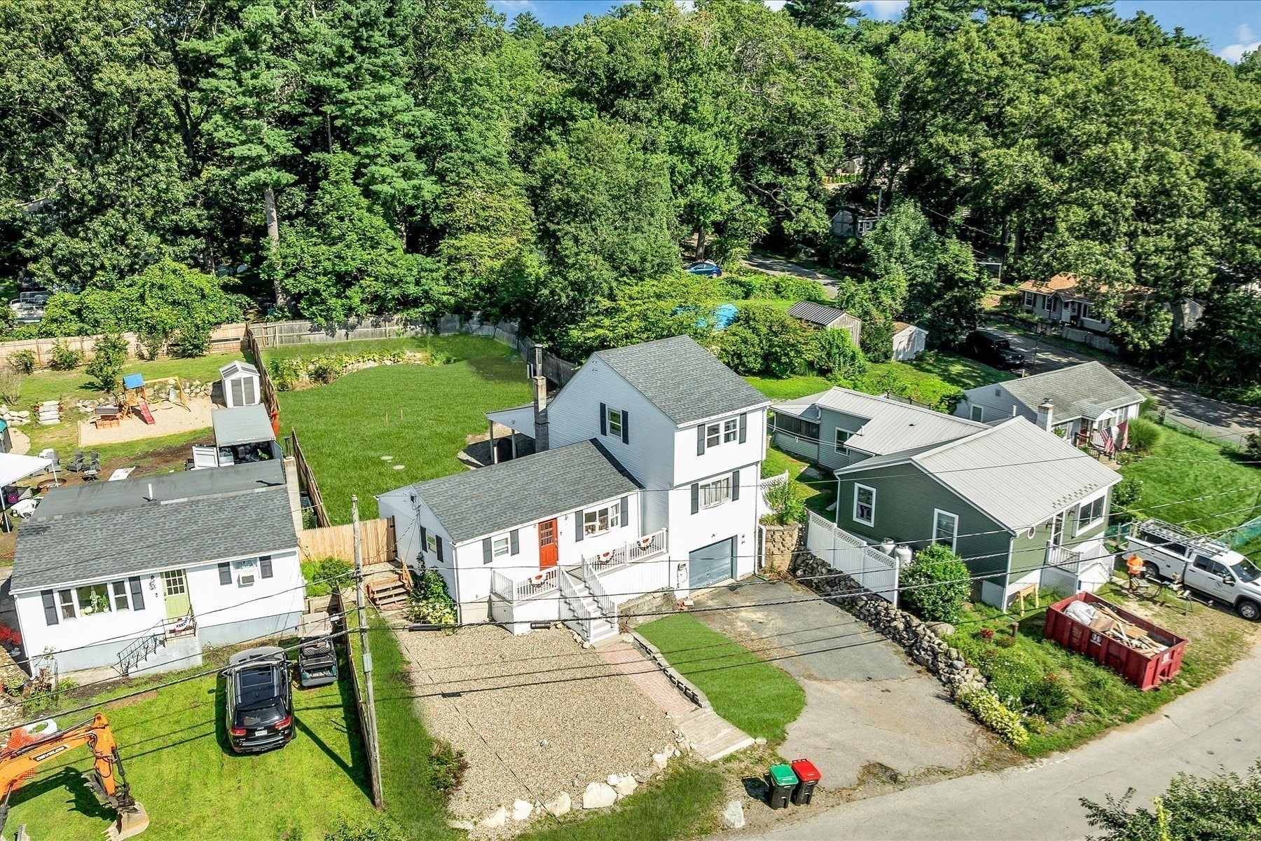 main property photo 33