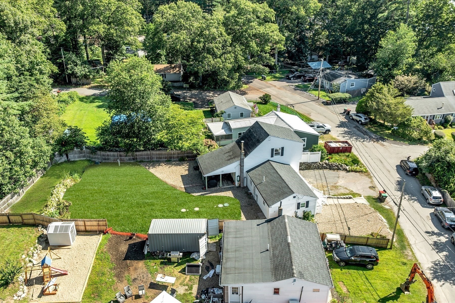 main property photo 34
