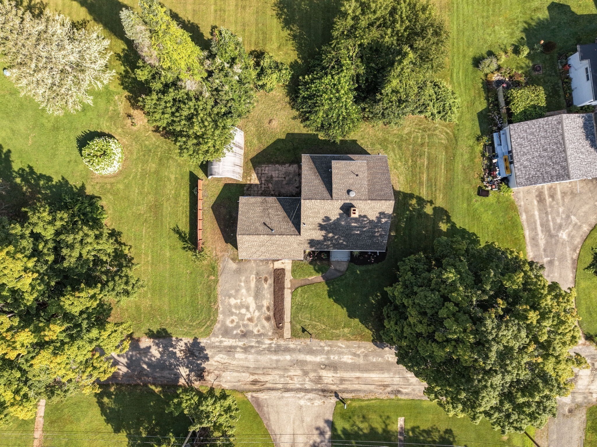 main property photo 37