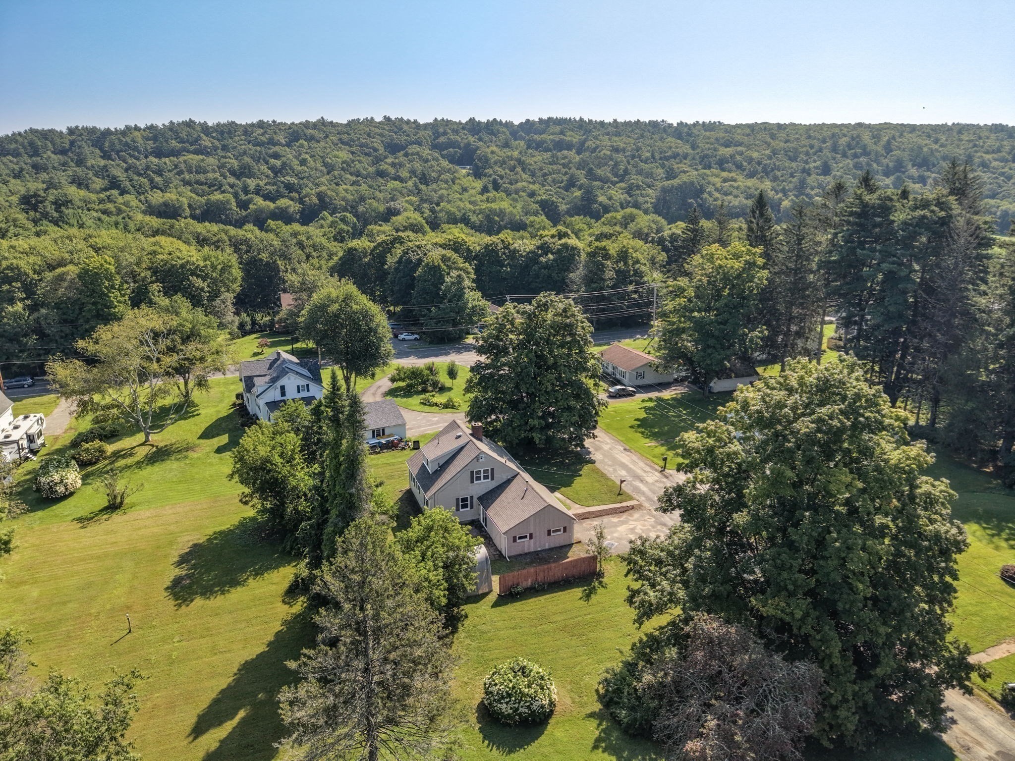 main property photo 39