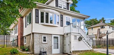 image of property with 2 Bed | 1 Bath | 1,284 Sqft