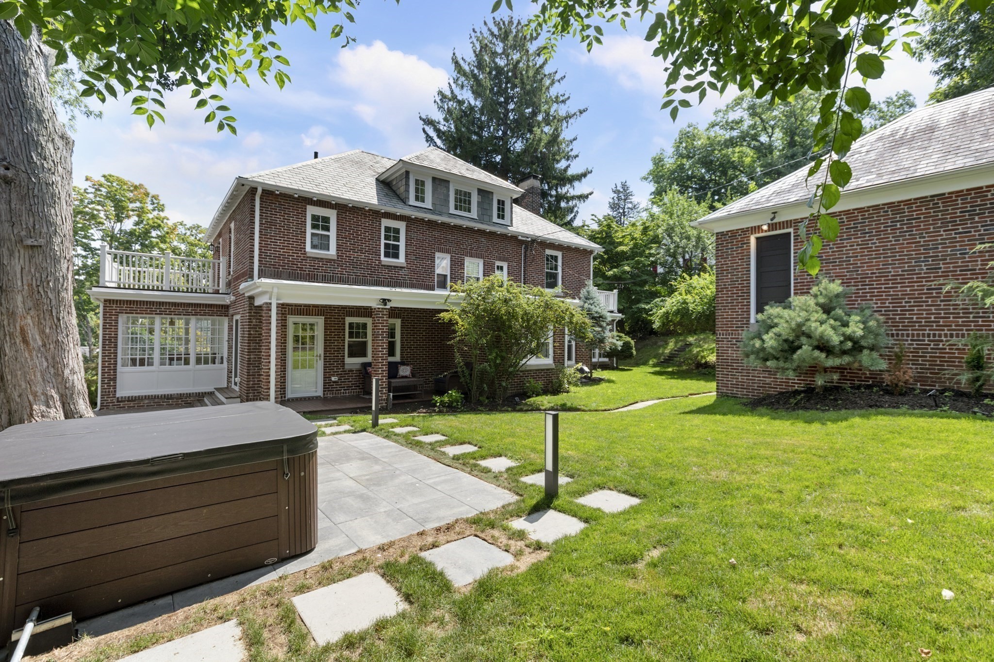 main property photo 20