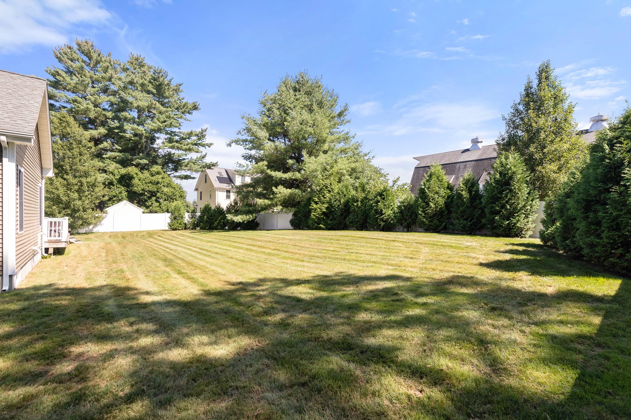 main property photo 31