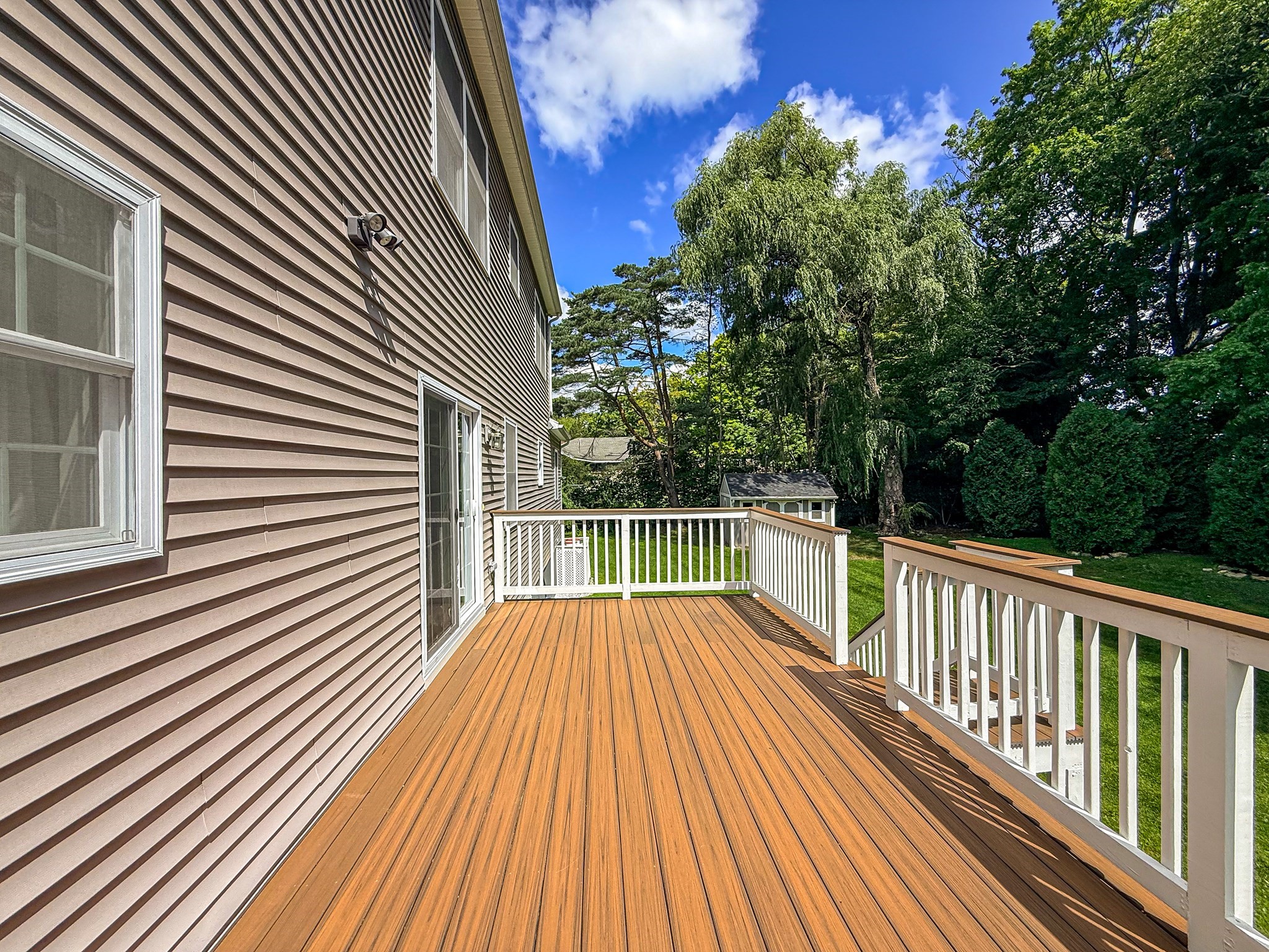main property photo 35