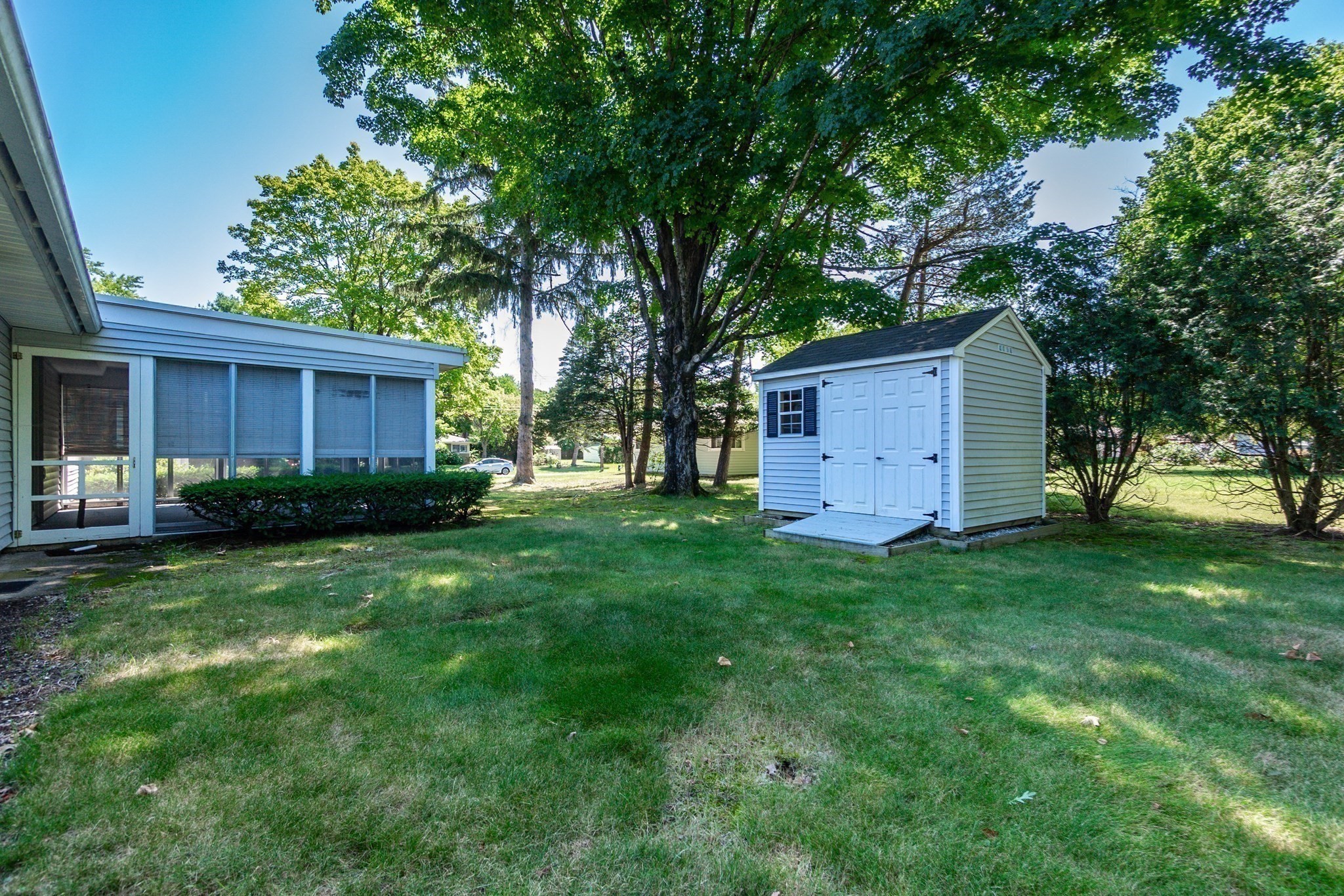 main property photo 38