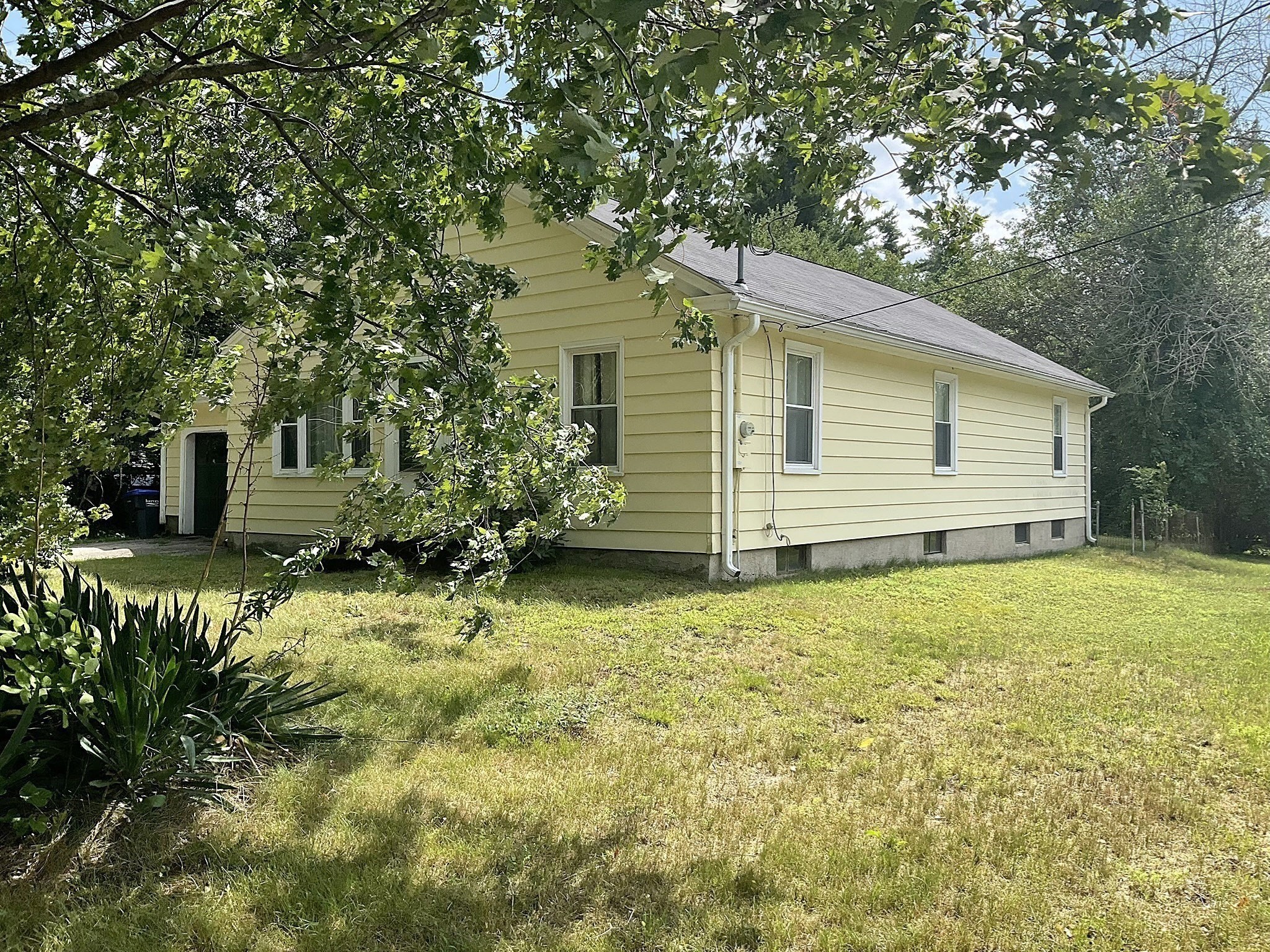 main property photo 26