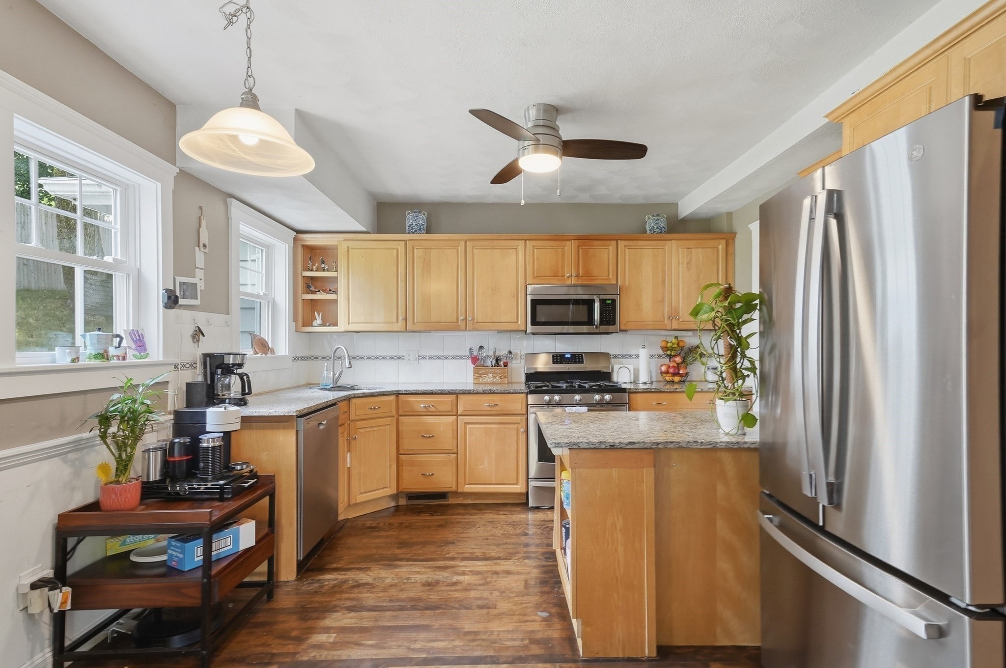 main property photo 6