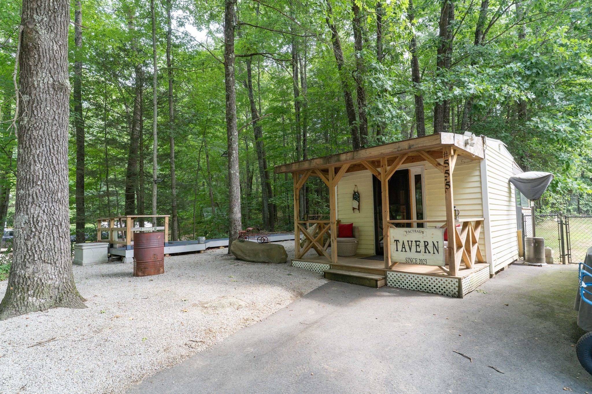 main property photo 34