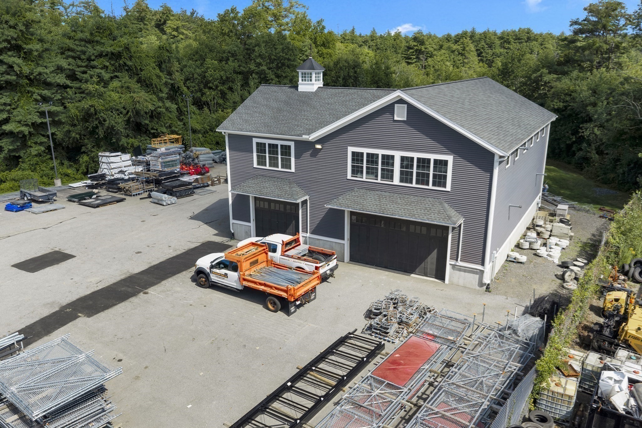 main property photo 4