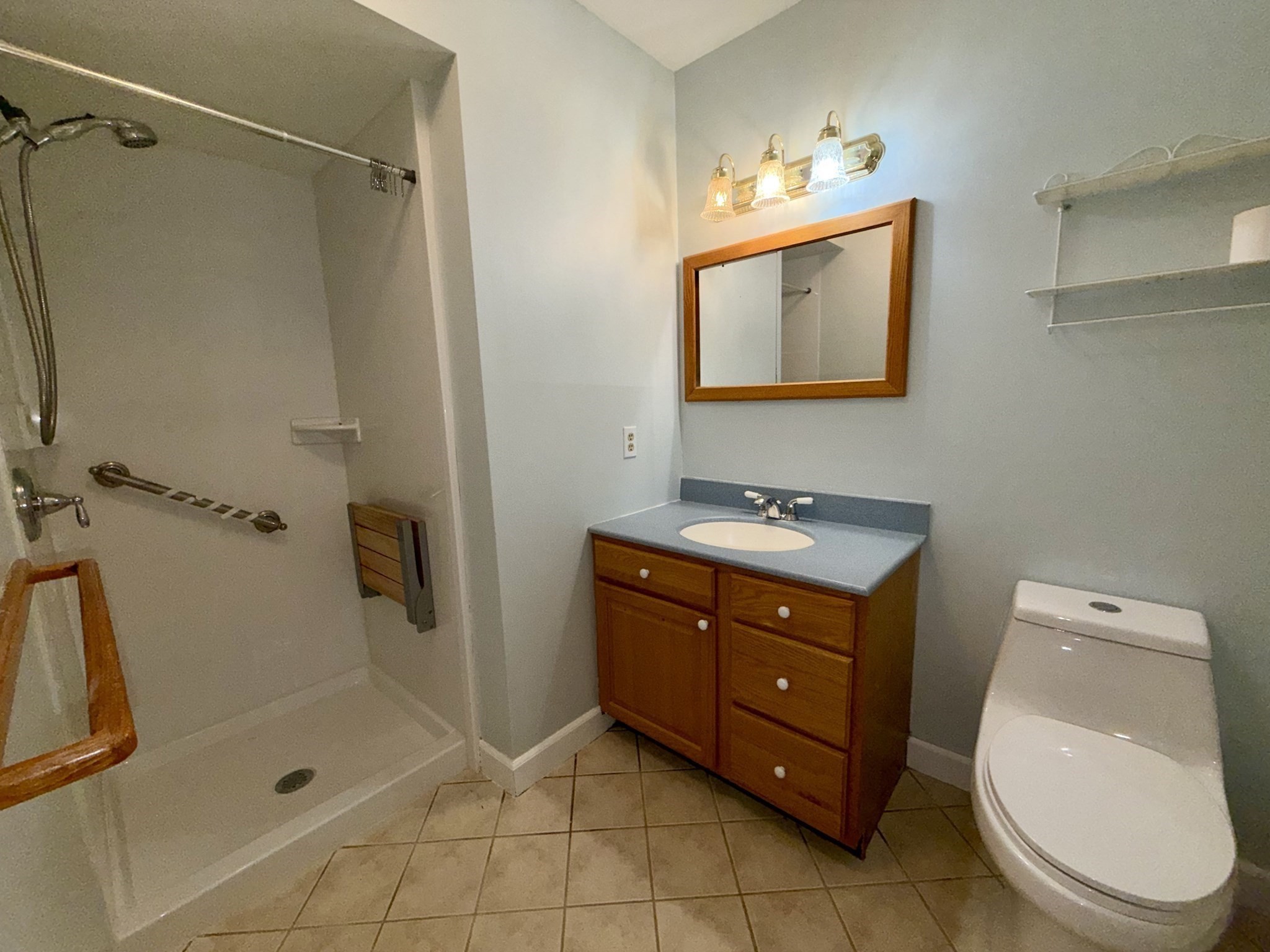 main property photo 25