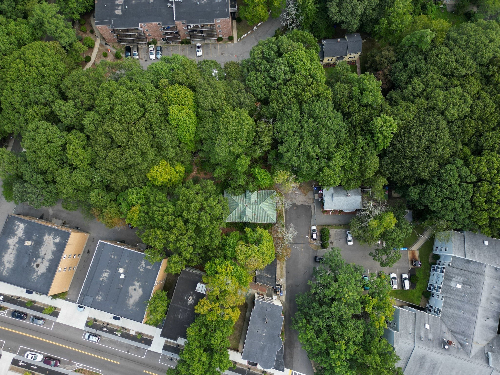 main property photo 16