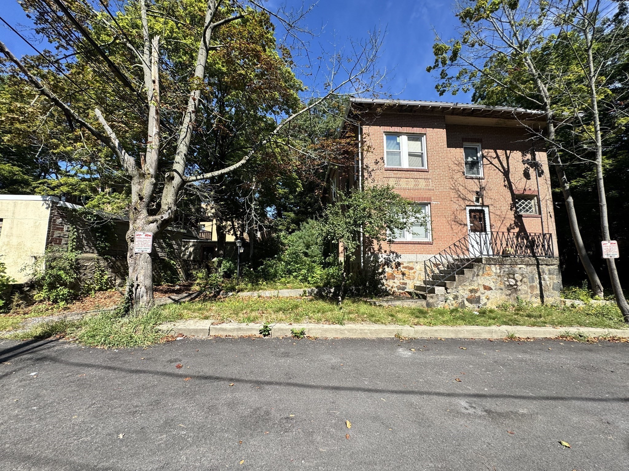main property photo 19