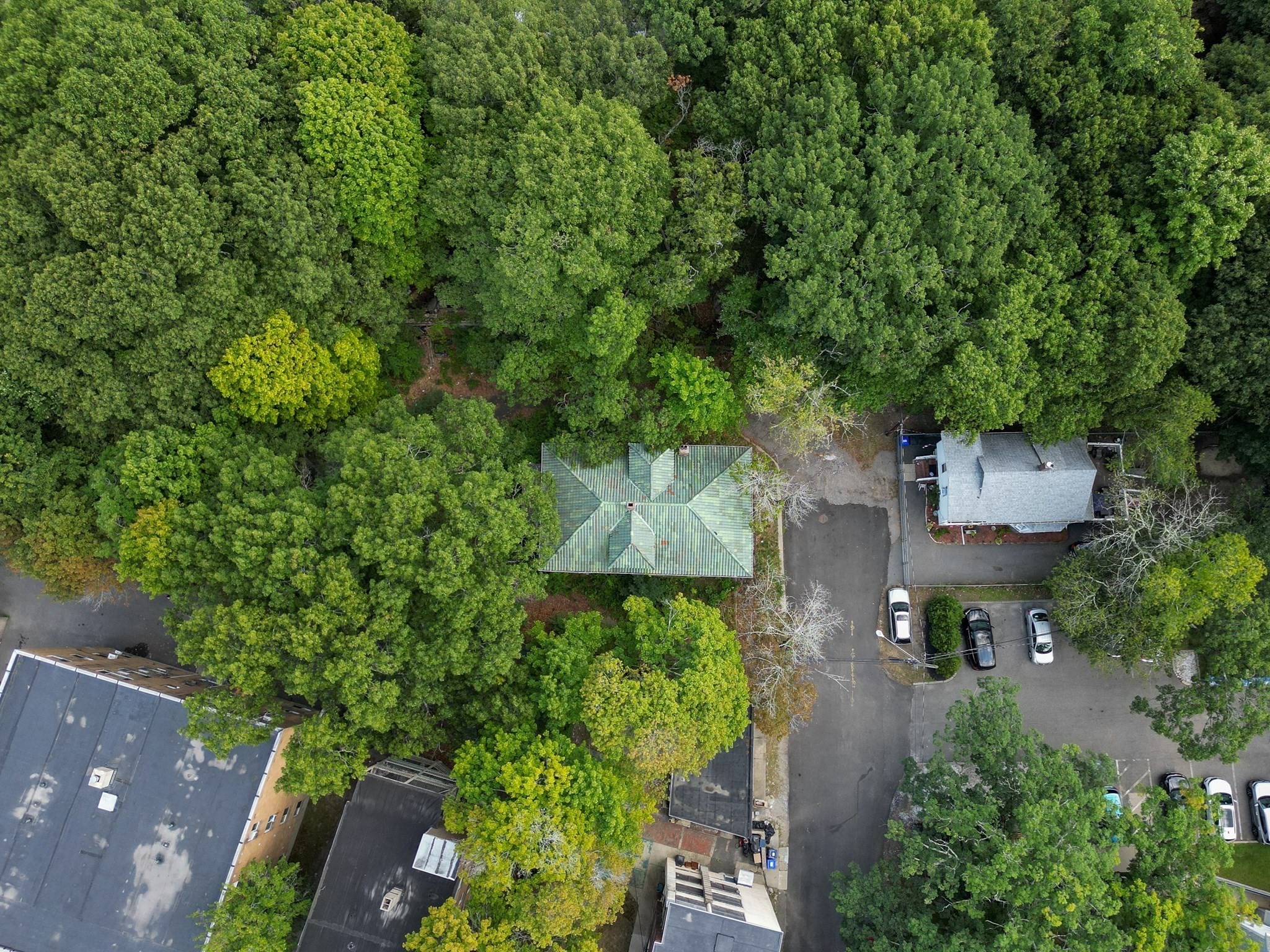 main property photo 25