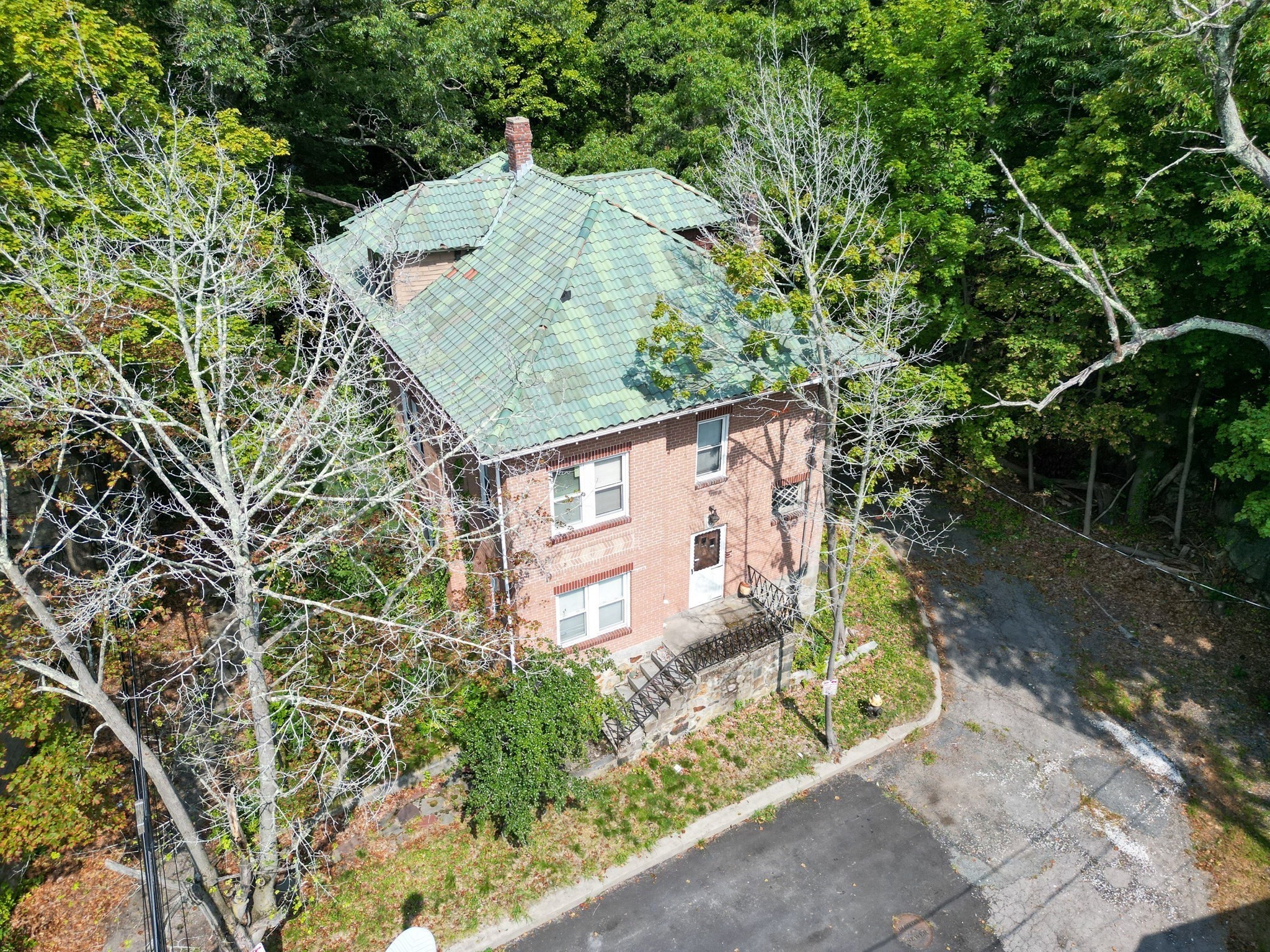 main property photo 3