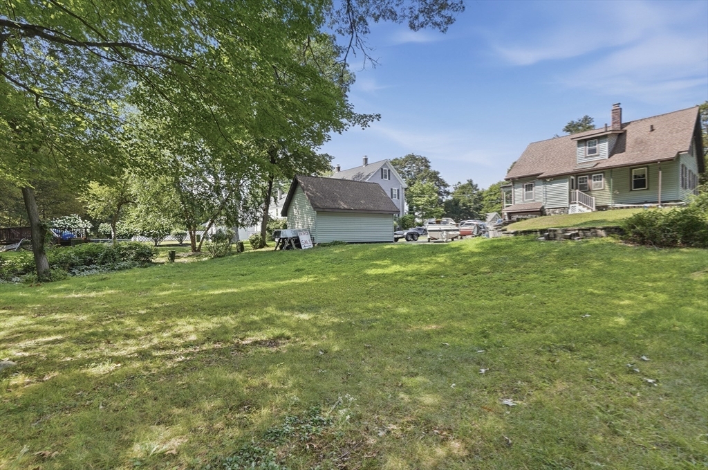 main property photo 28