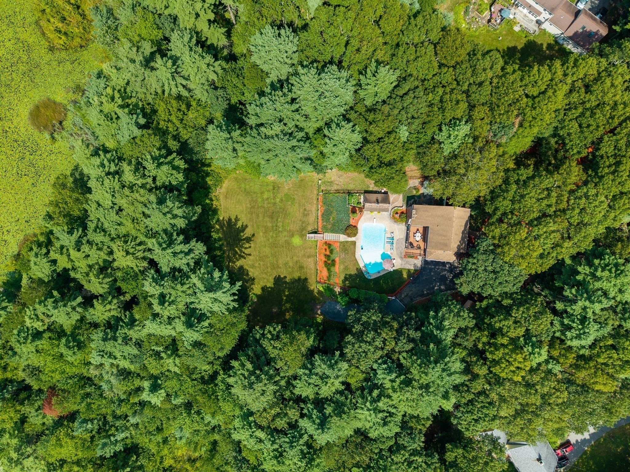main property photo 32