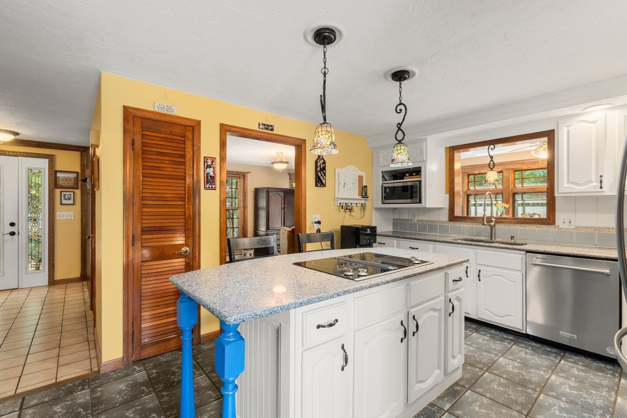 main property photo 6