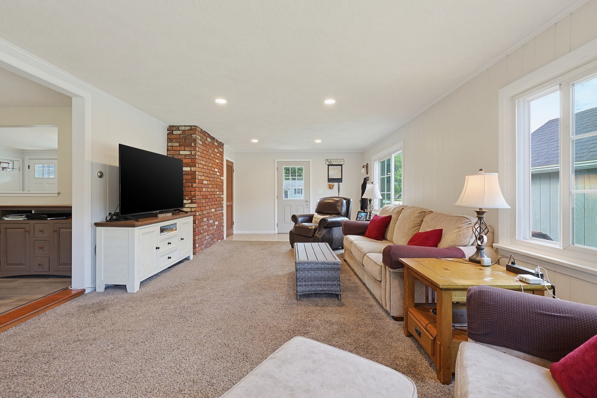 main property photo 14