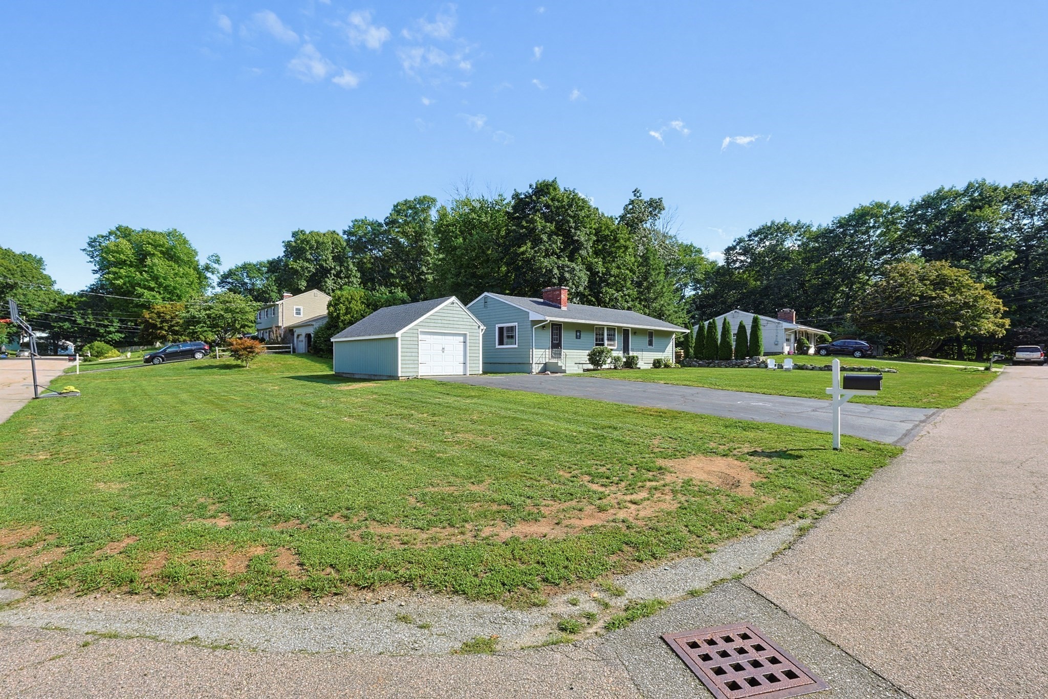 main property photo 33