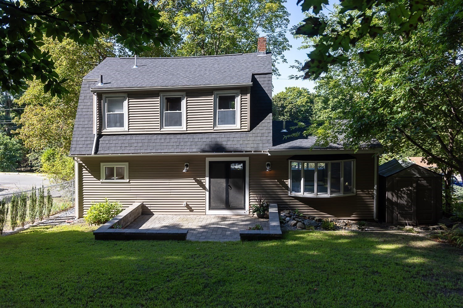 main property photo 37