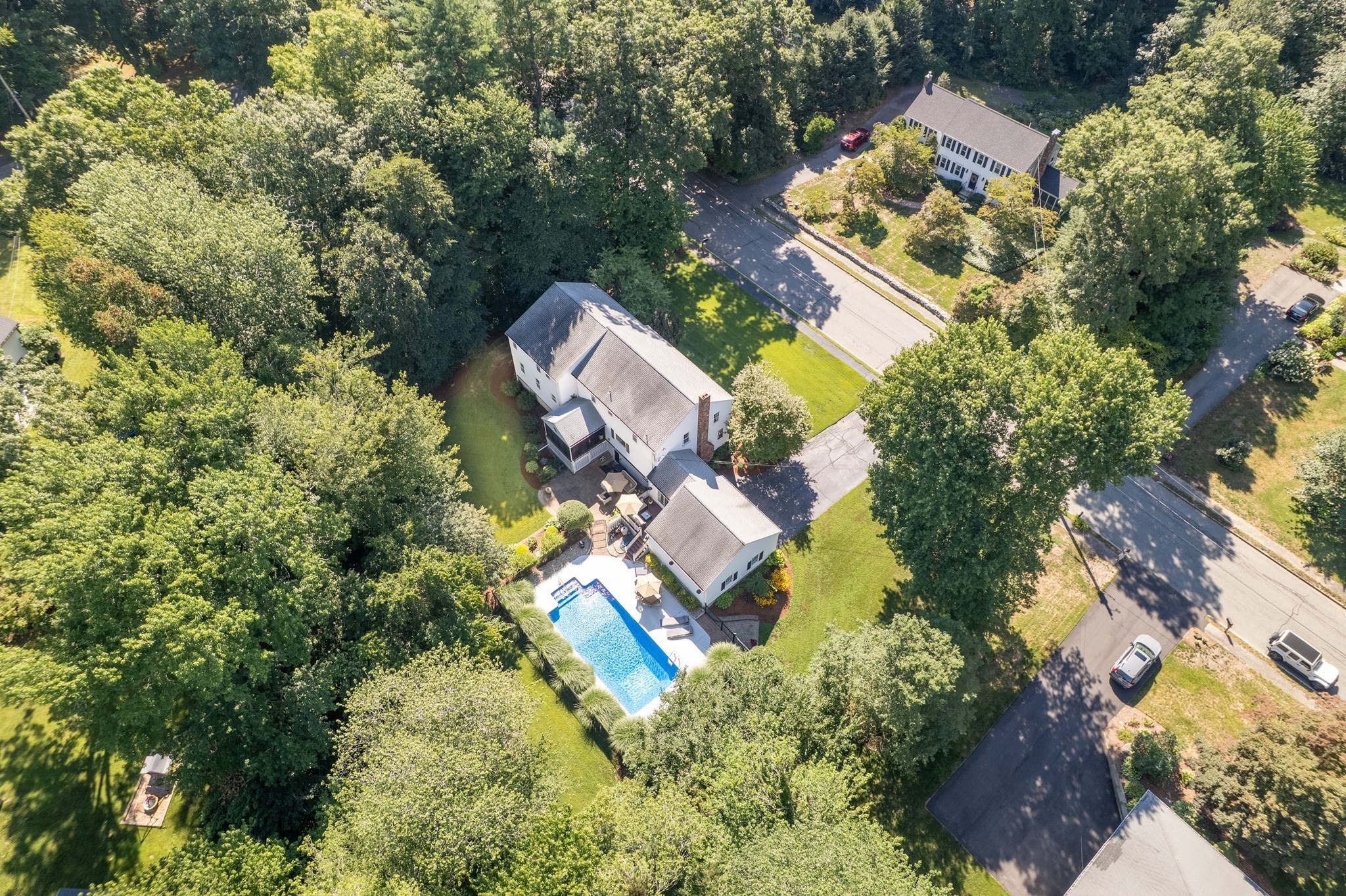 main property photo 40