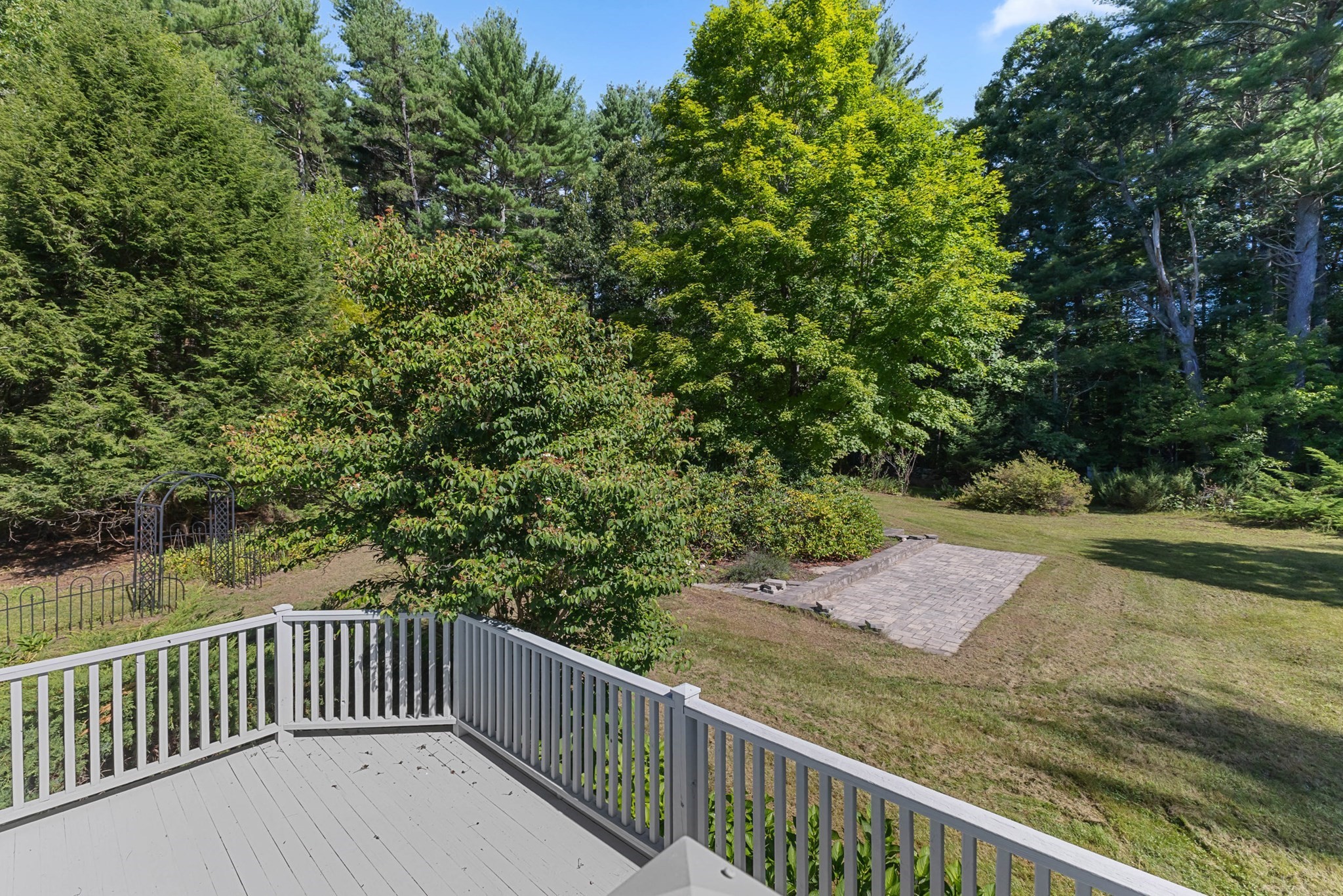 main property photo 4