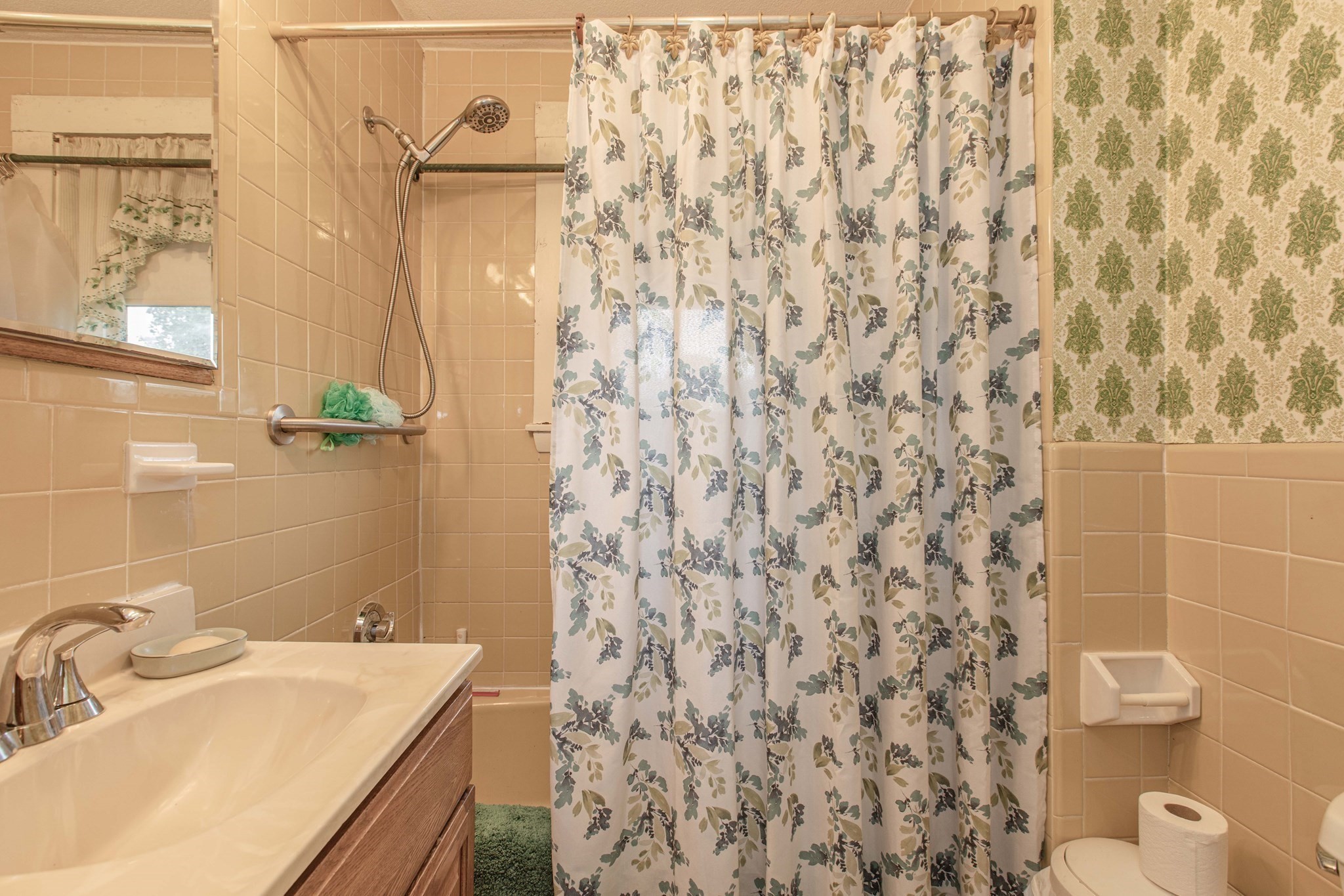 main property photo 9