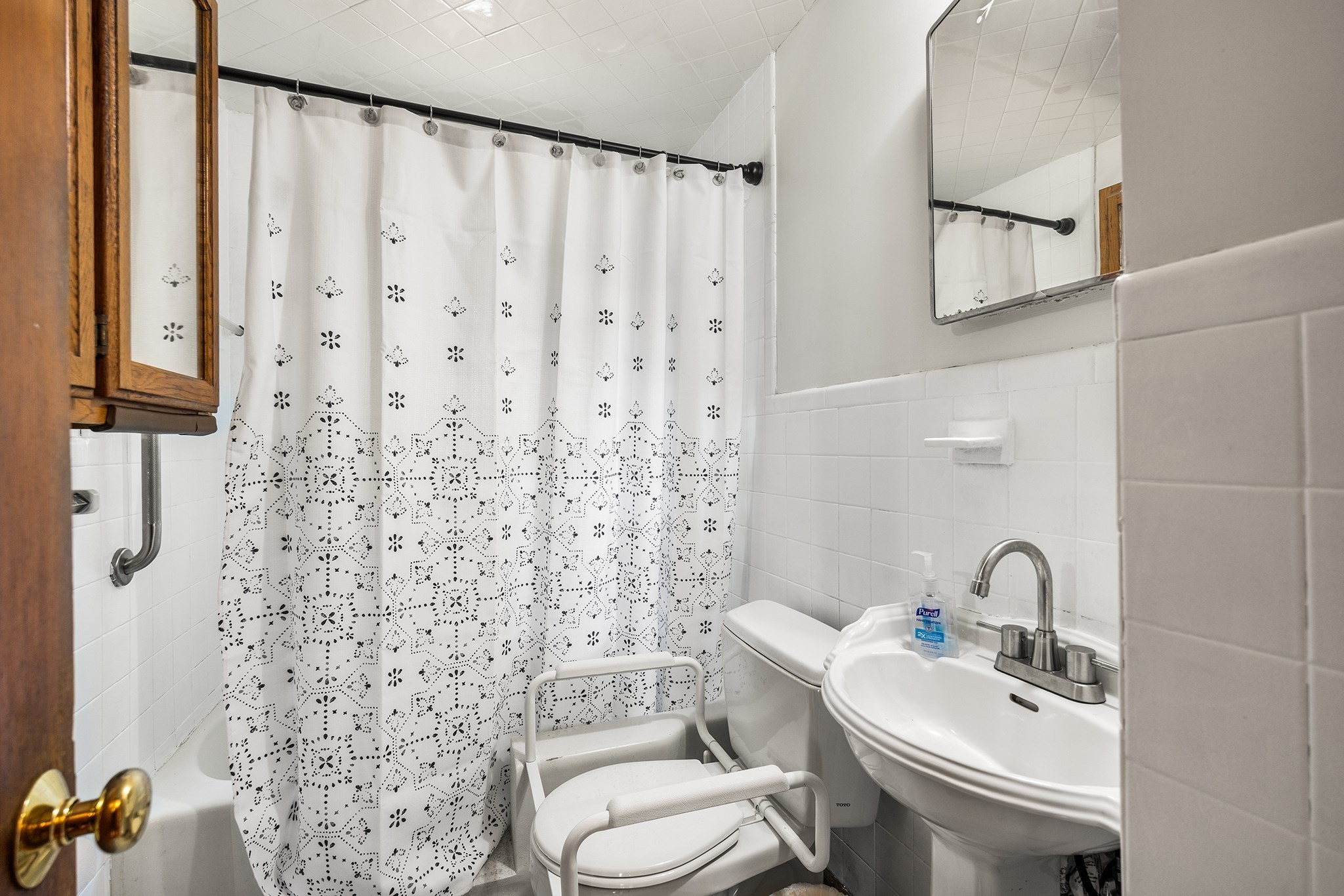 main property photo 12