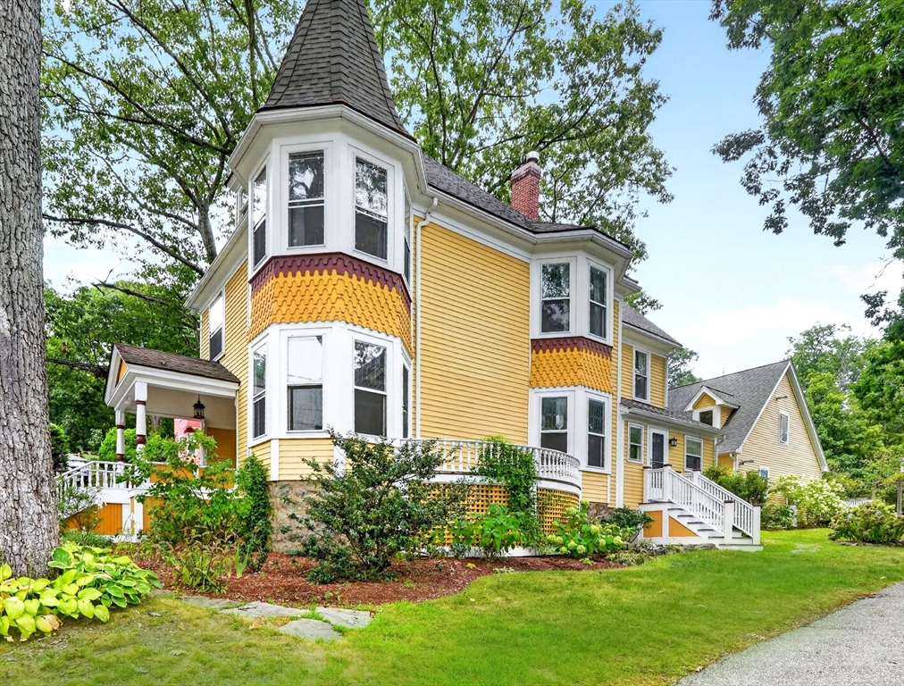 main property photo 37