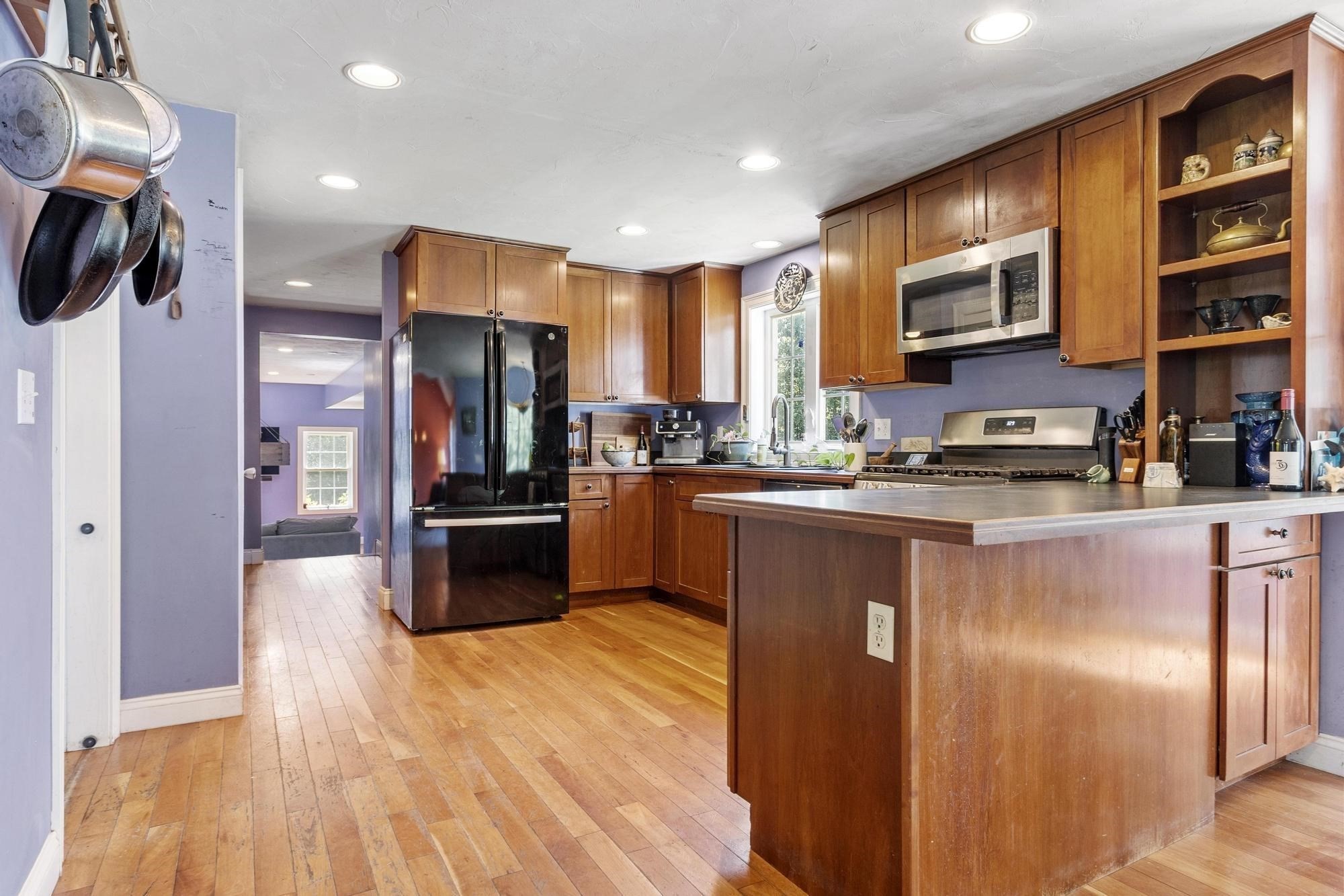 main property photo 17