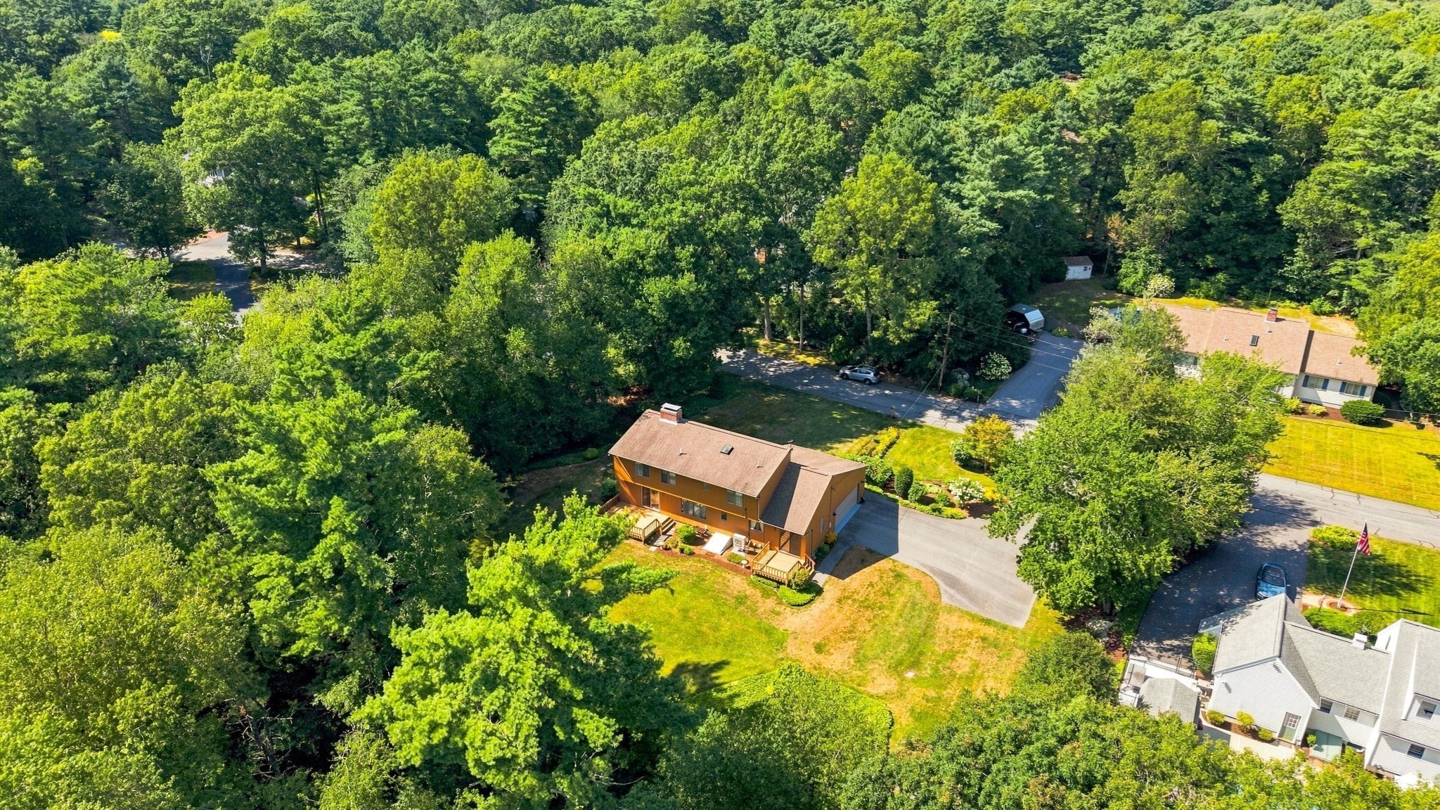 main property photo 30