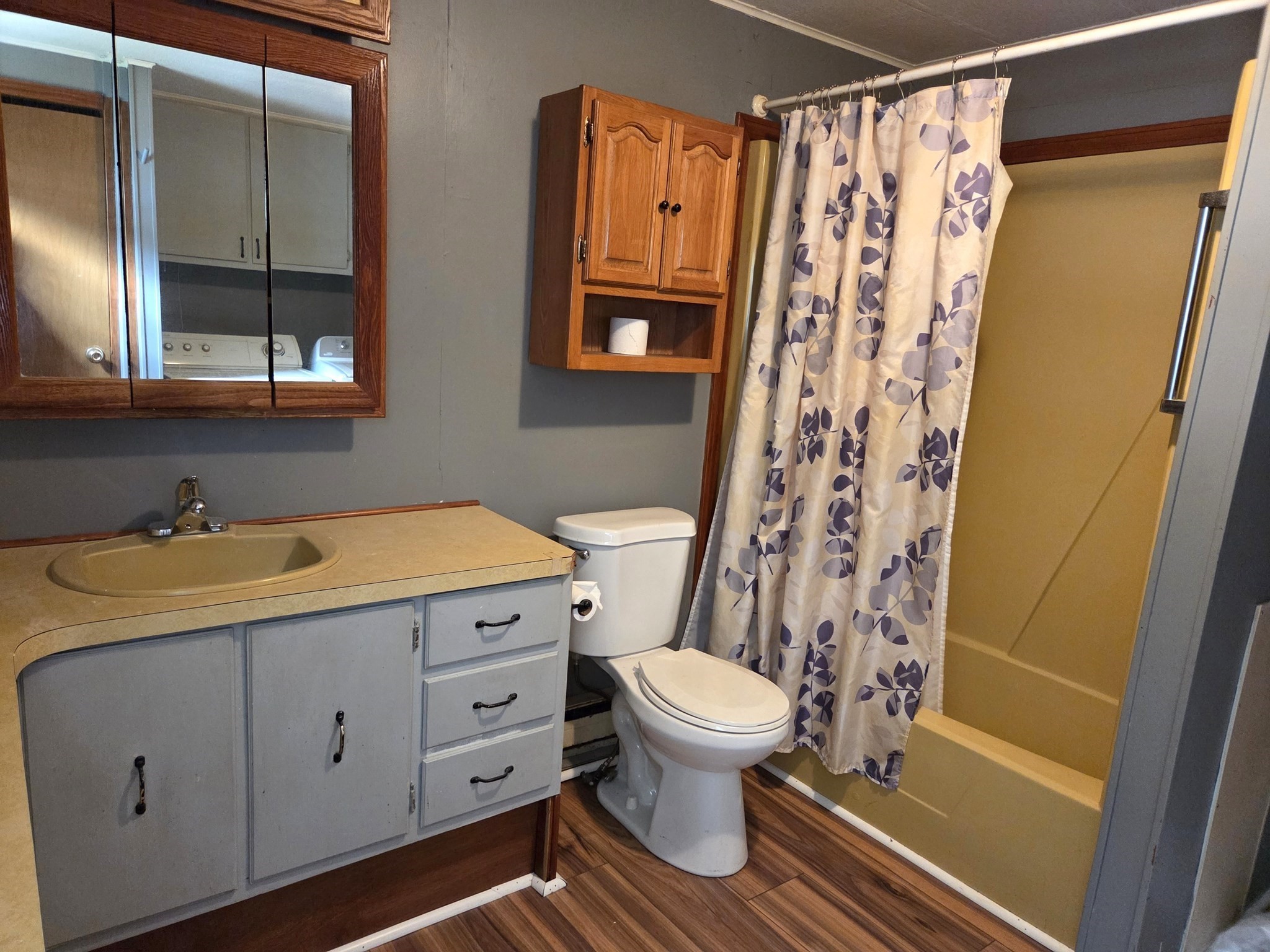 main property photo 16