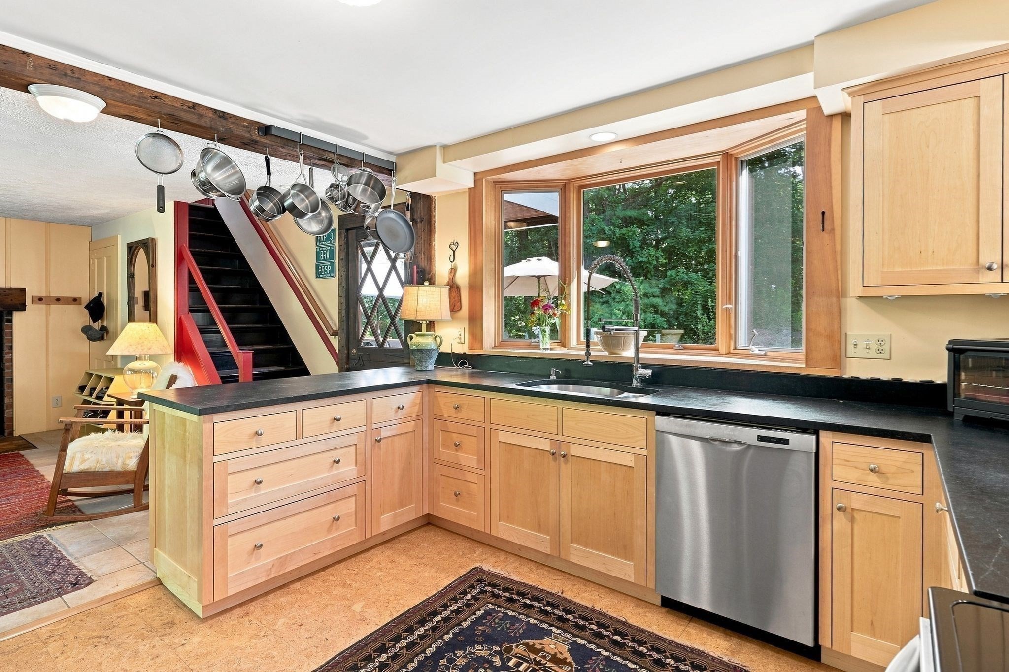 main property photo 11