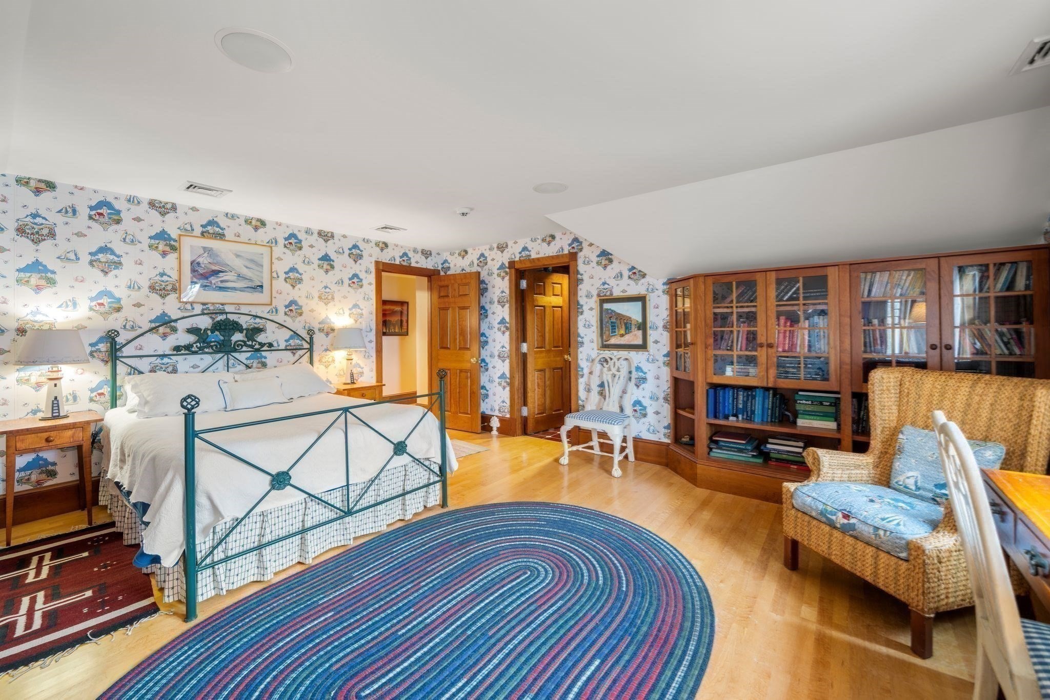 main property photo 18