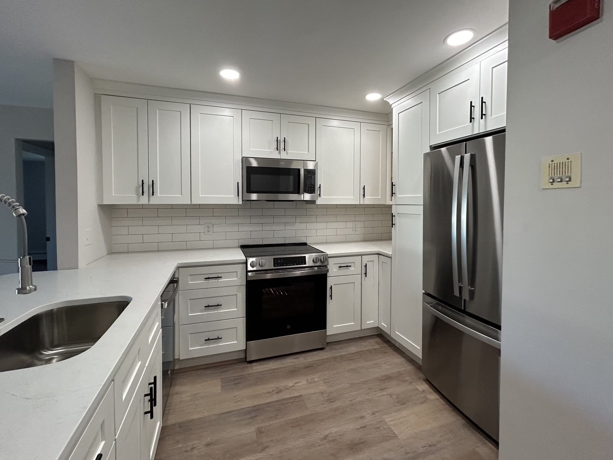 property viewer photo 1