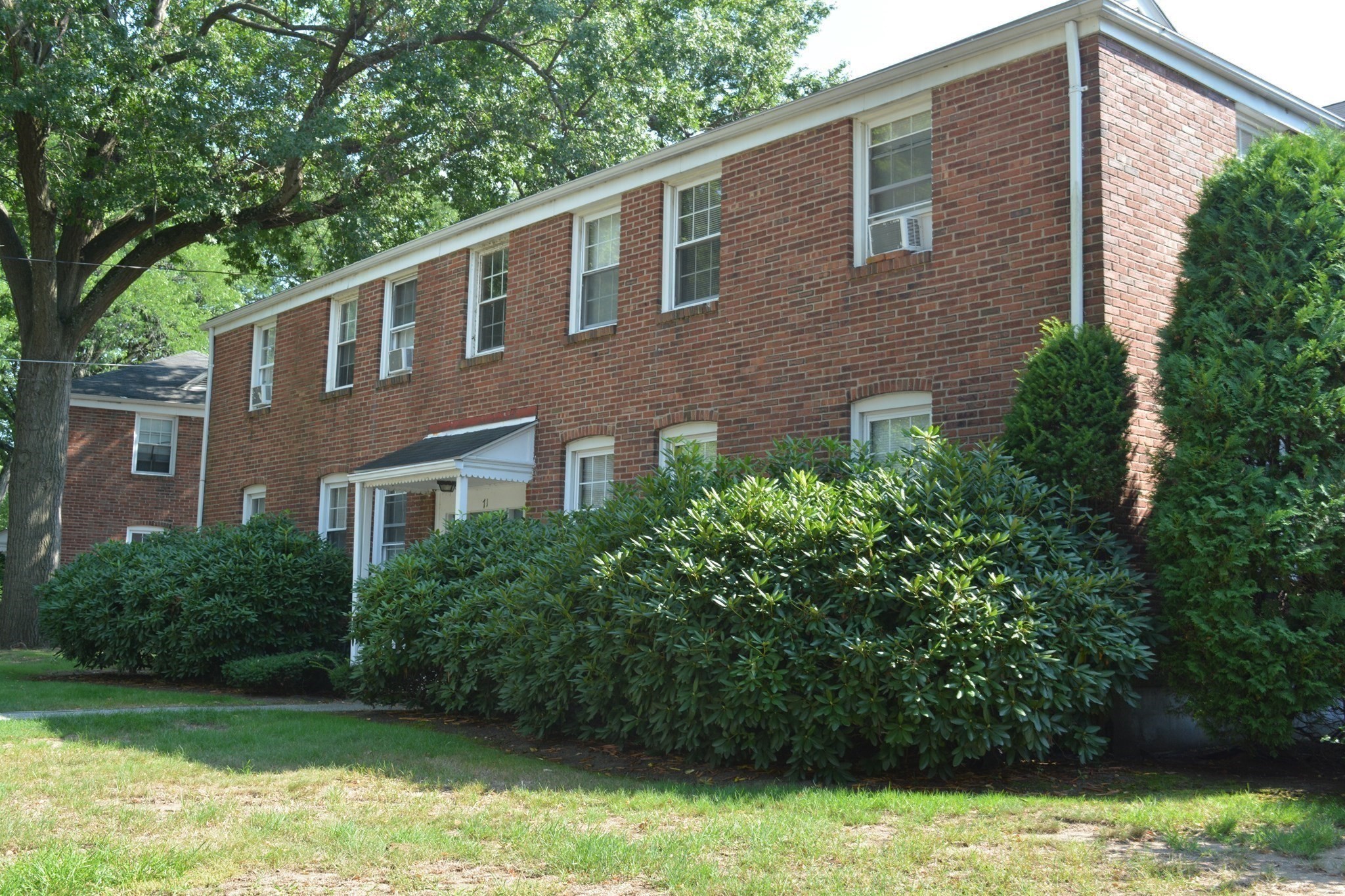 main property photo 32