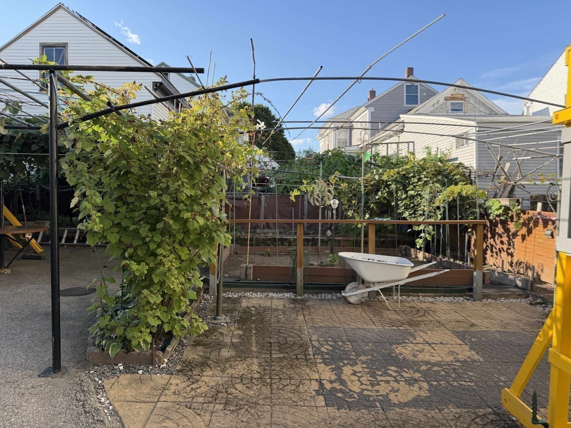 main property photo 29