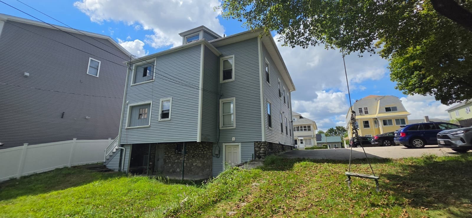 main property photo 7