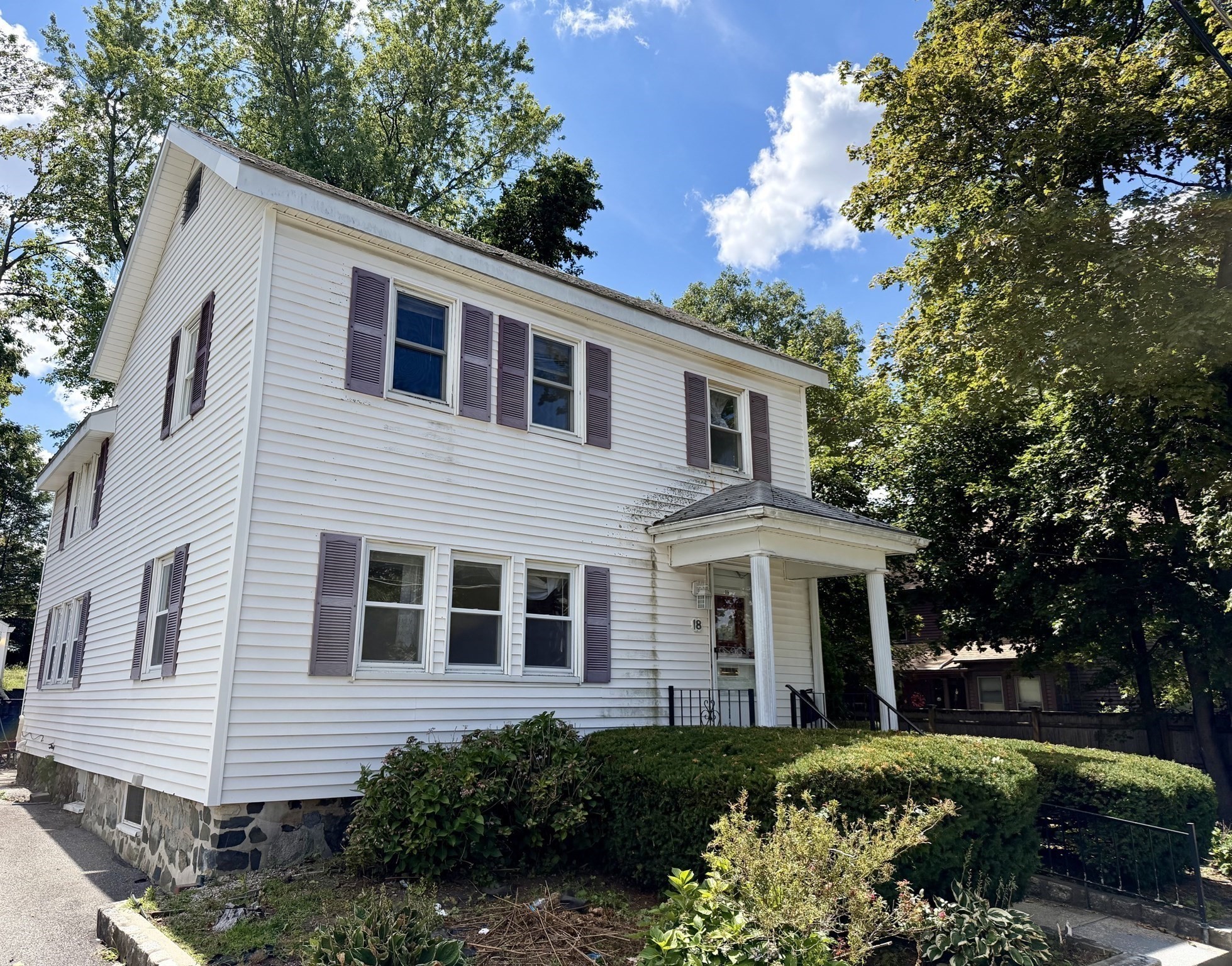 main property photo 2