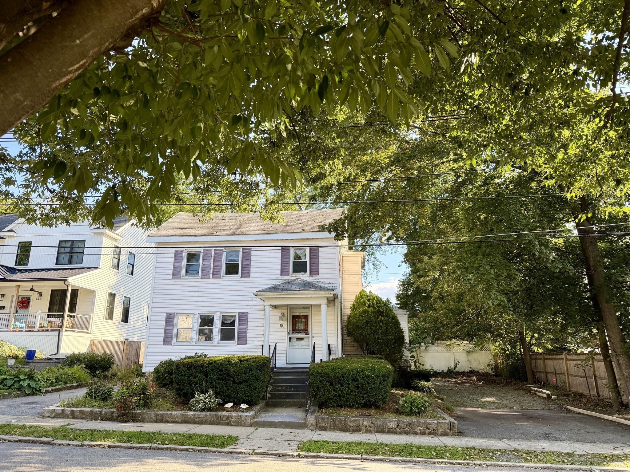 main property photo 3