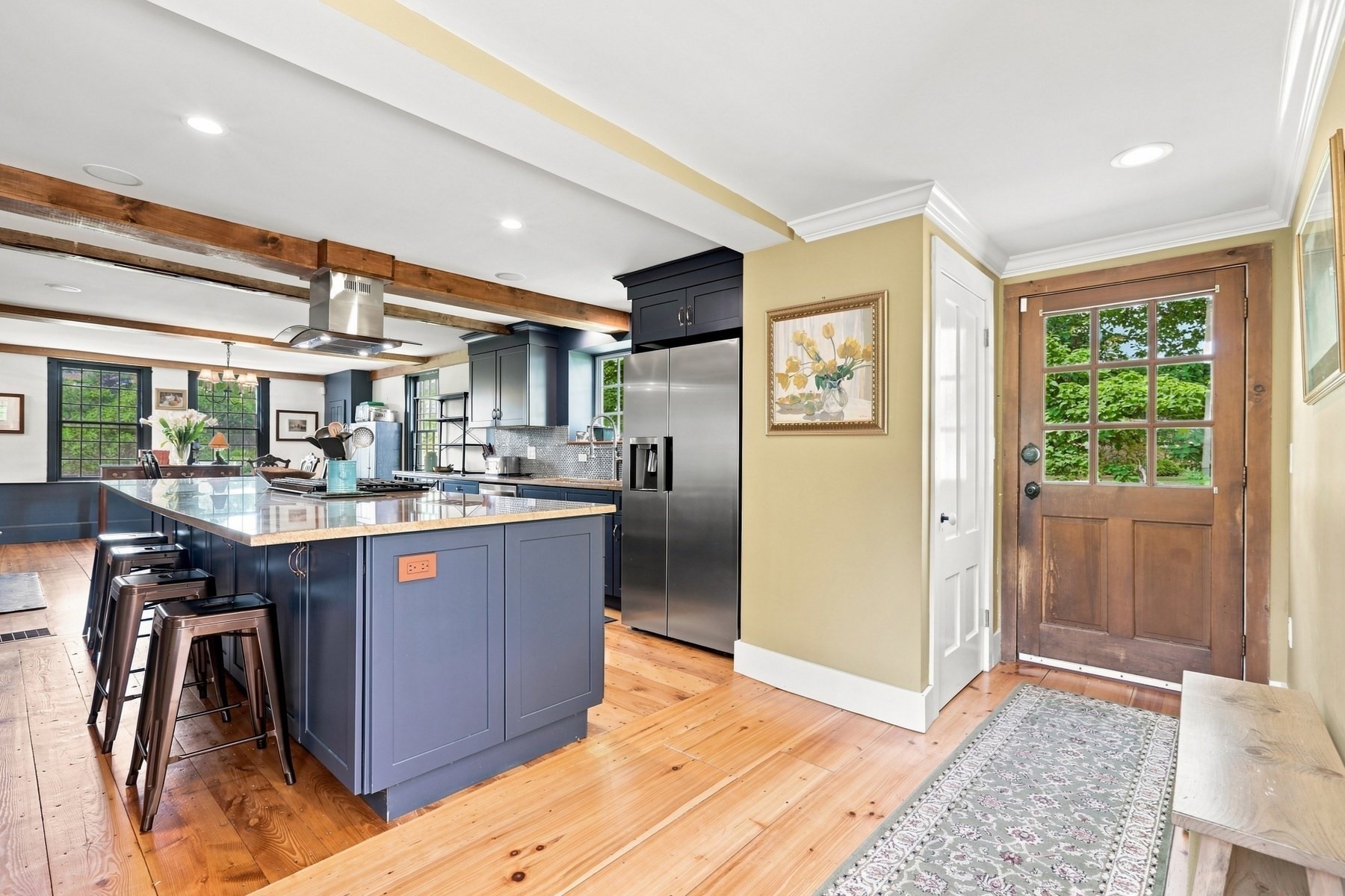 main property photo 18