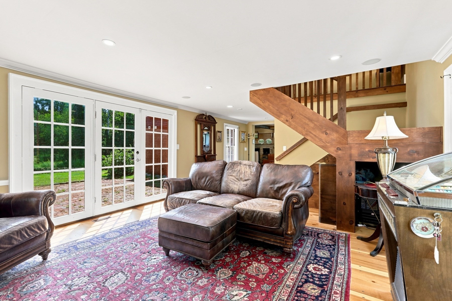 main property photo 31