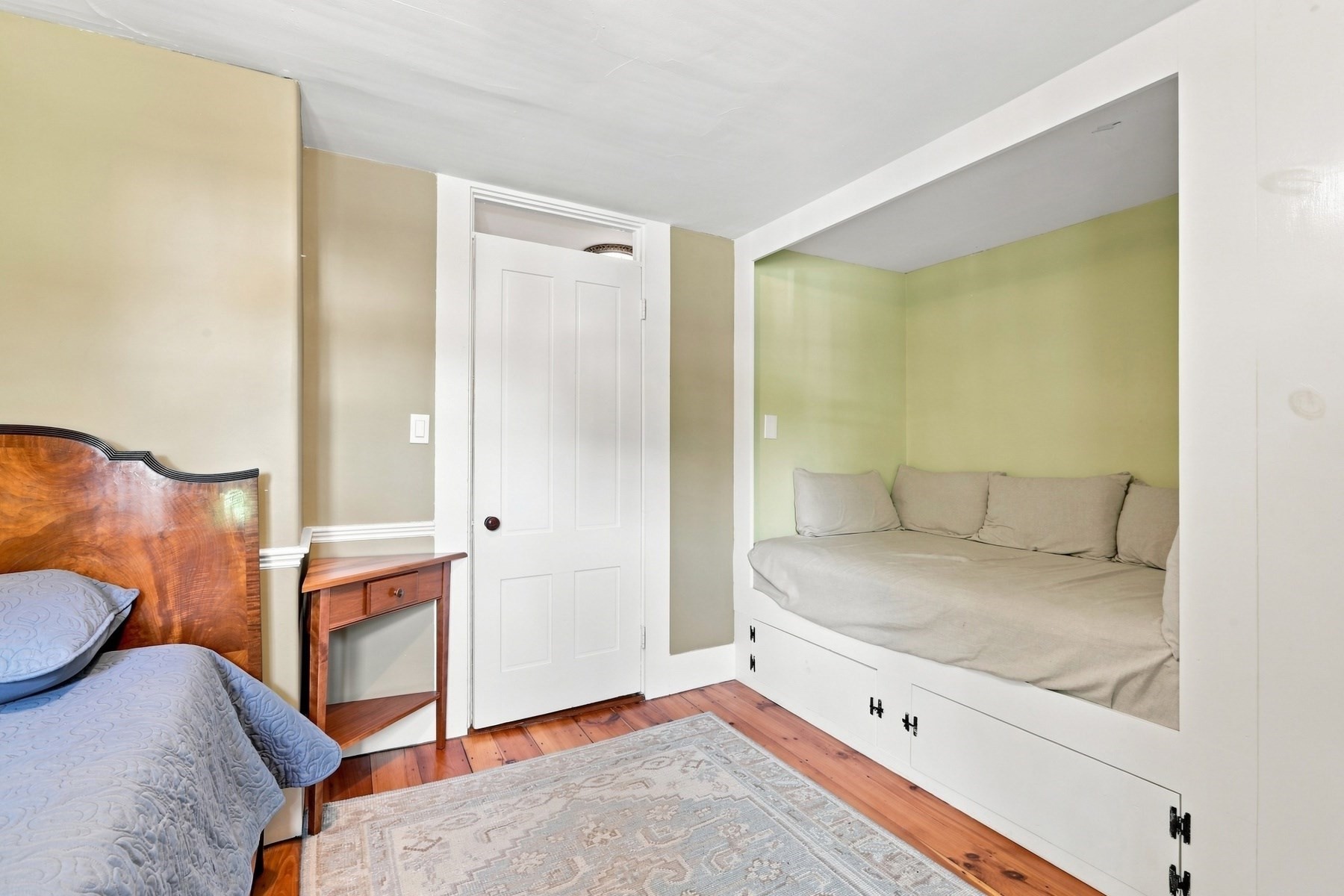 main property photo 36