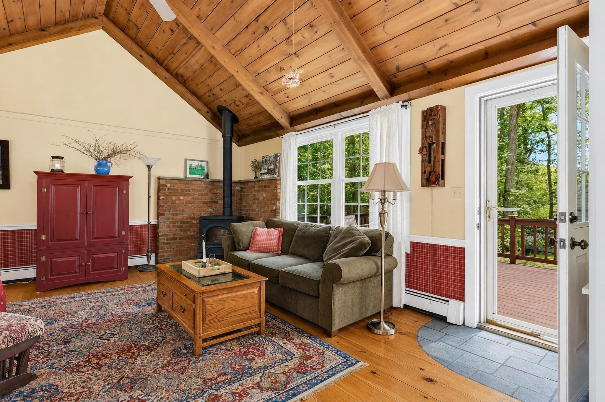 main property photo 5