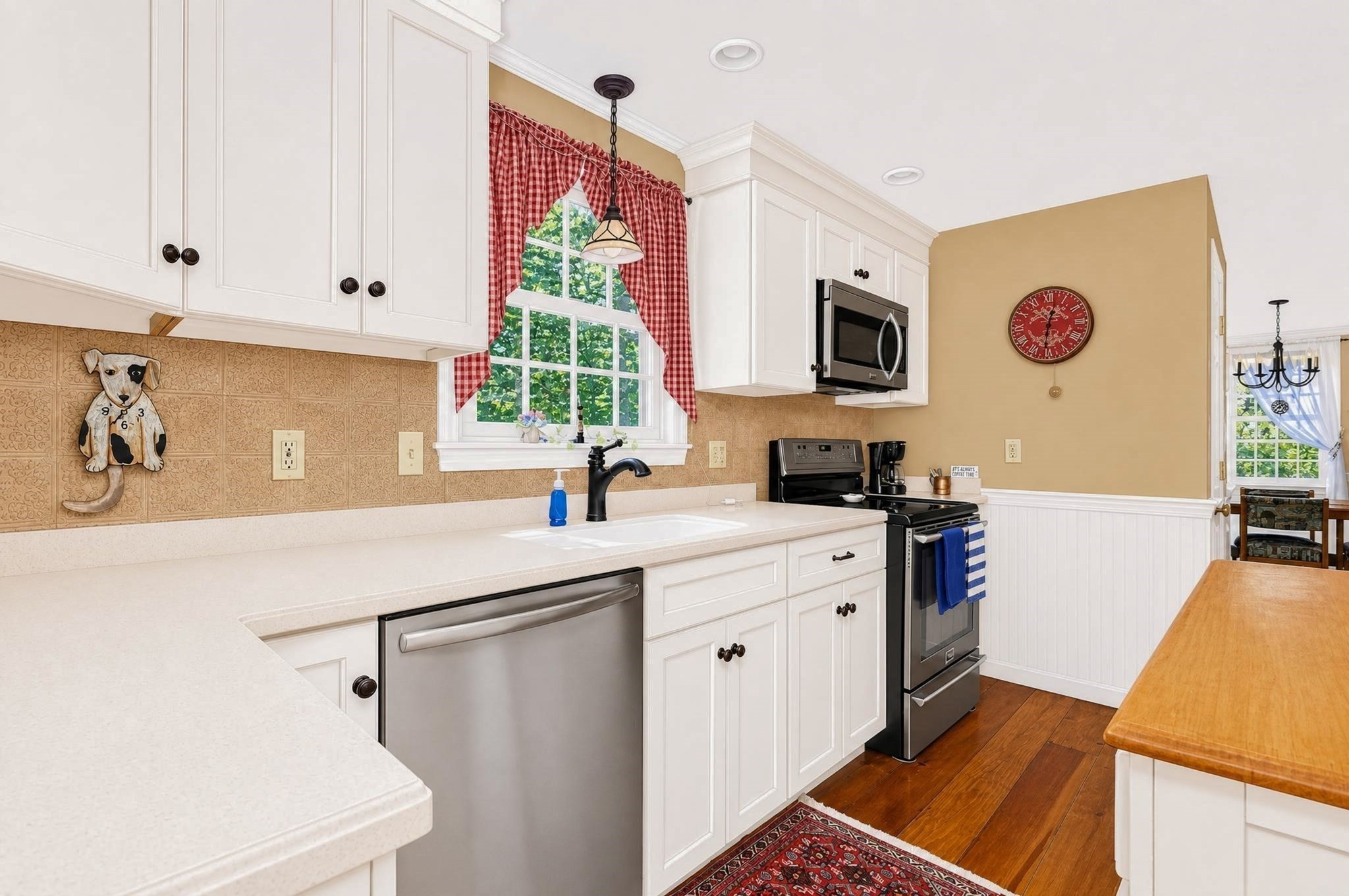 main property photo 7