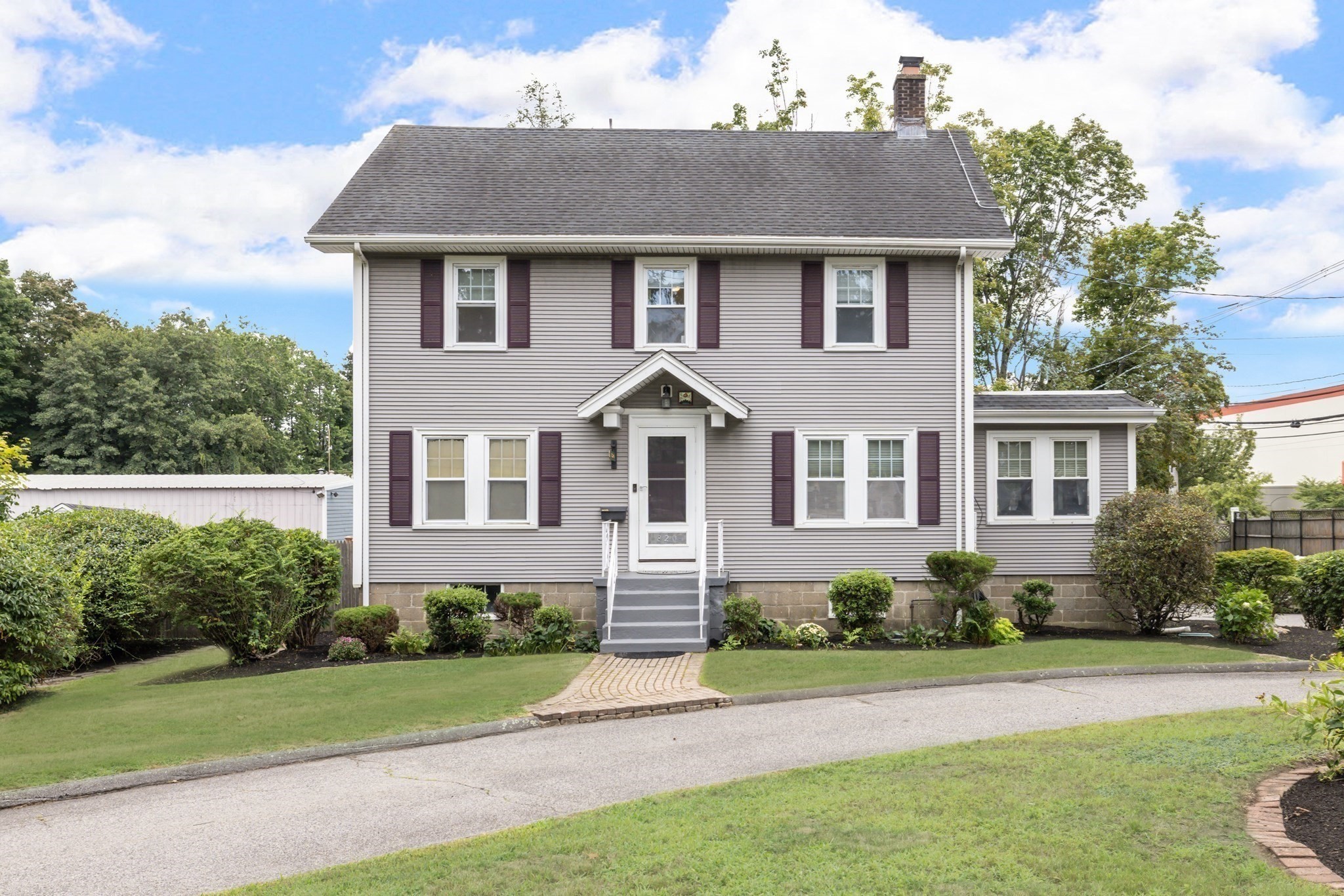 main property photo 32