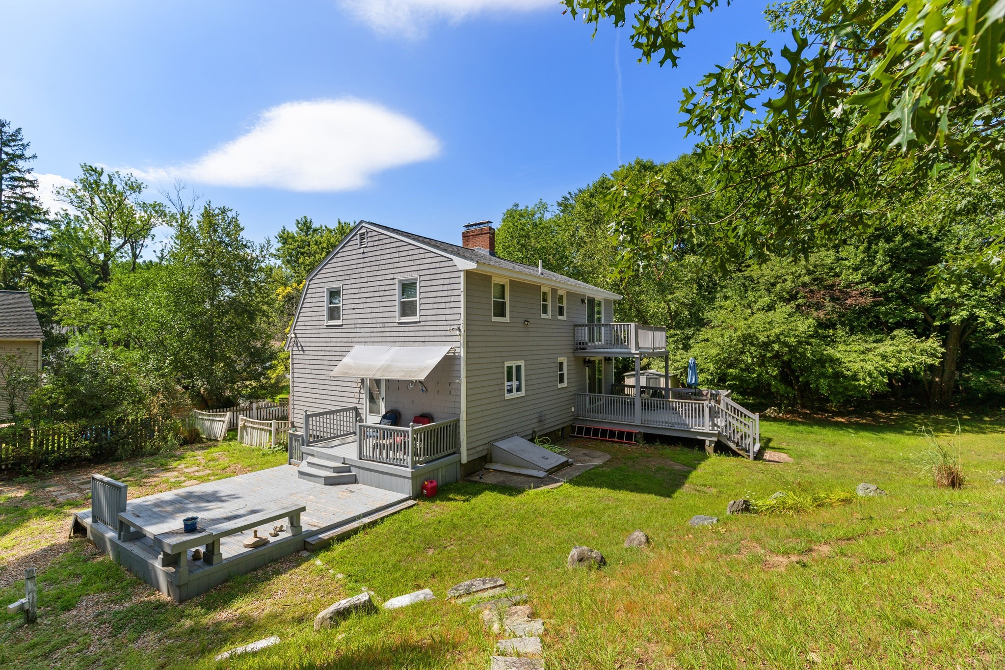 main property photo 34