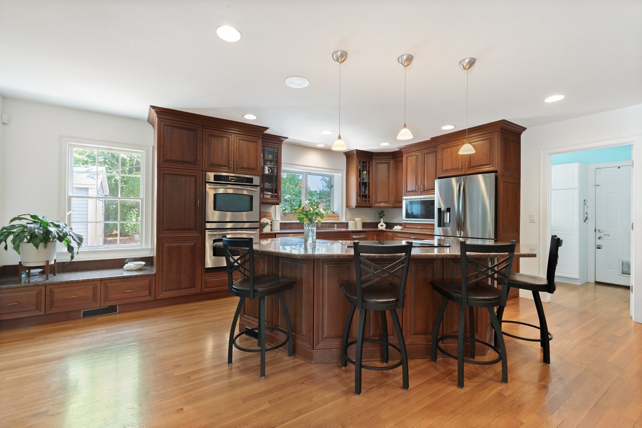 main property photo 14